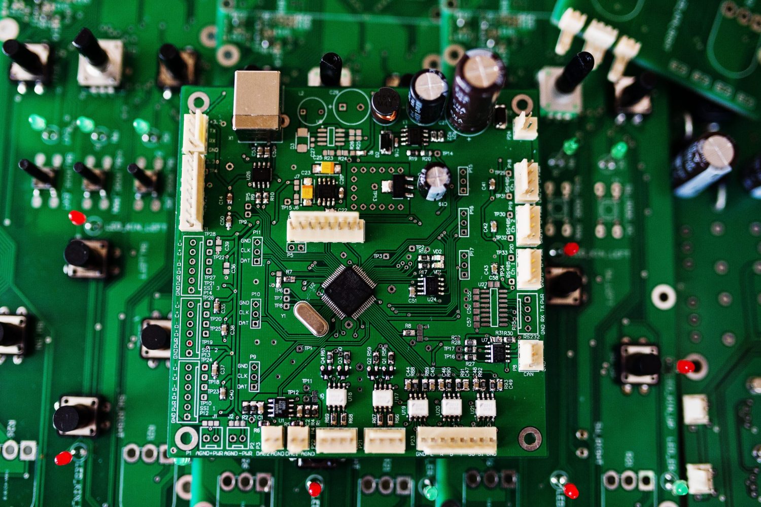 circuit-board-electronic-computer-hardware-technology-motherboard-digital-chip (1)